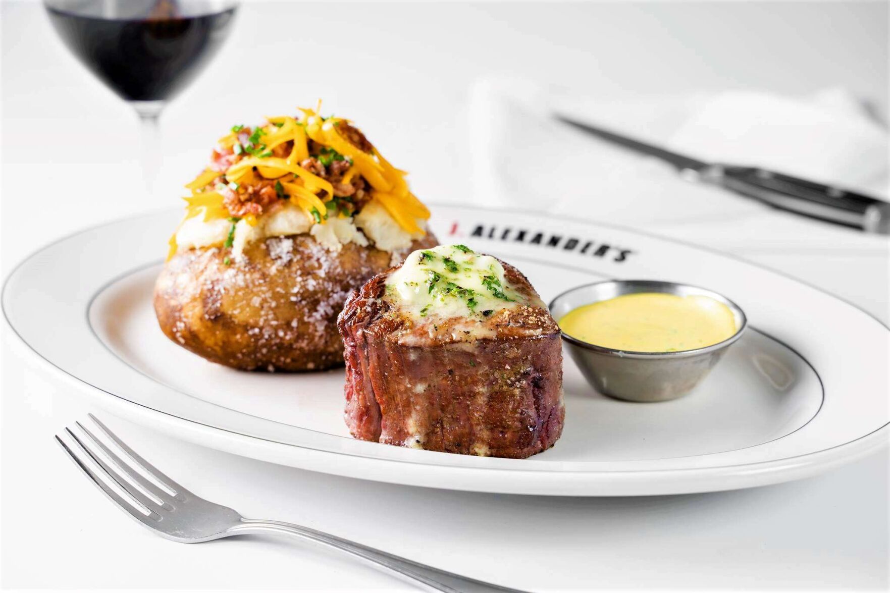 J. Alexander’s Restaurant replacing Buca di Beppo in North Naples